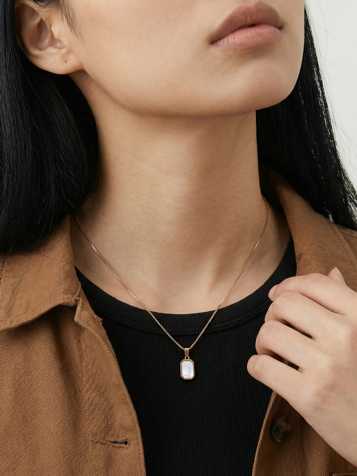 White Stone Pendant Necklace