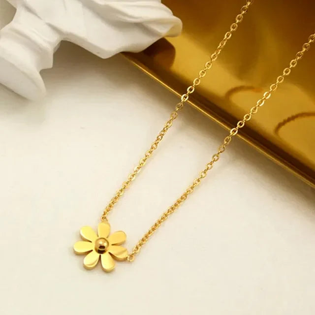 Daisy Flower Waterproof Necklace