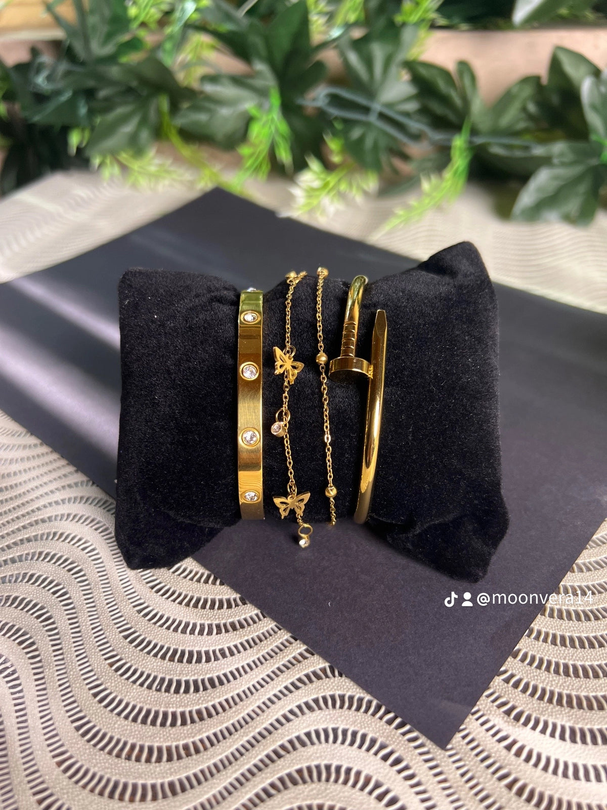 Gold Bracelet Stack ✨