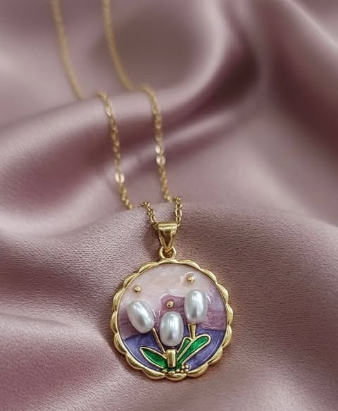 Meadow Charm Pendant