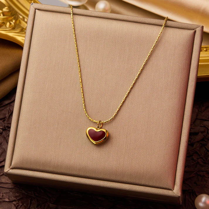 Maroon Heart Gold Pendant Necklace