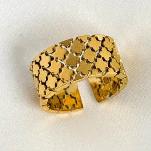 Clover Link Ring - Stainless Steel