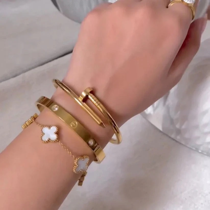 3 Bracelets (Cartier + Screw Nail + White Clover)